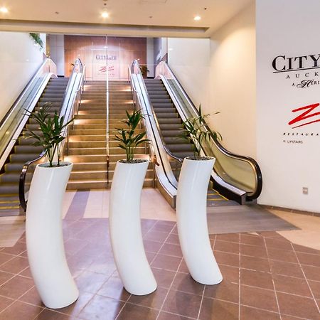A City Stay Holiday On Queen Street Окленд Экстерьер фото